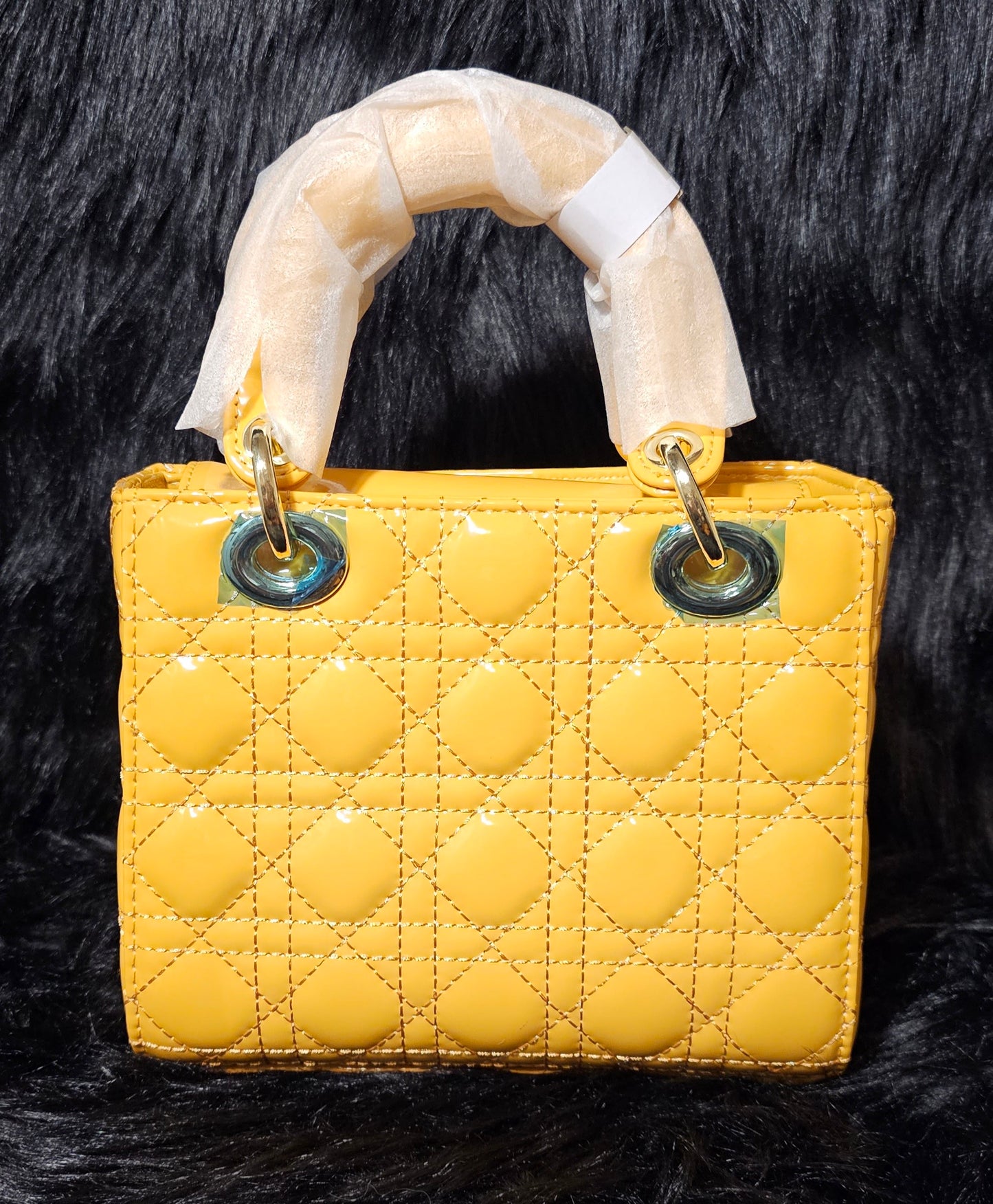 #A40 Lady in Yellow
